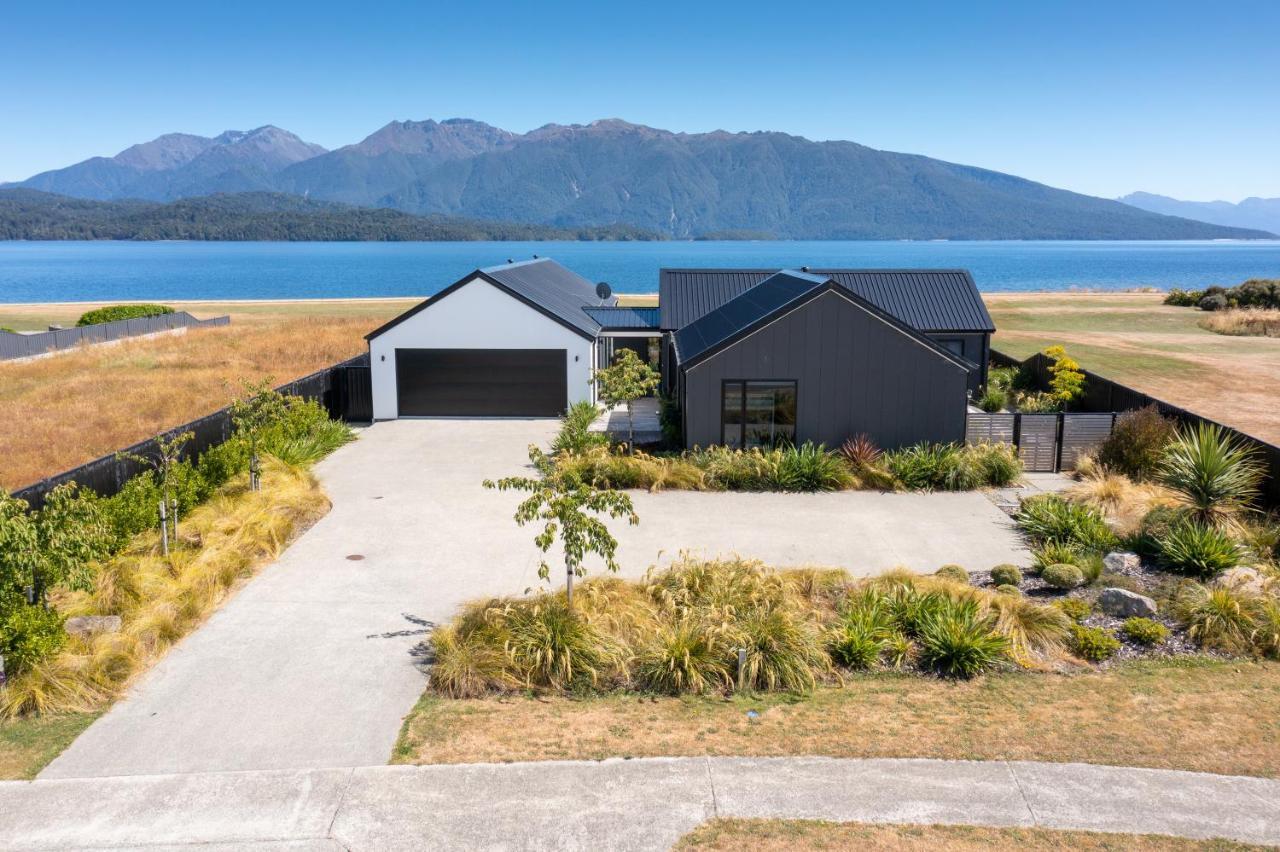 Lake House - Te Anau Holiday Home 外观 照片